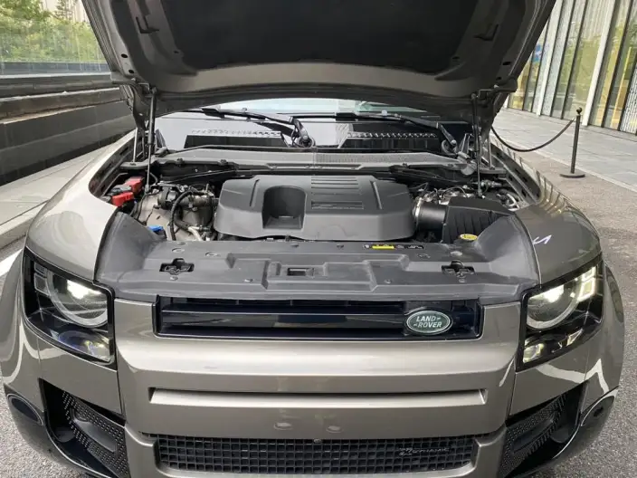 Land Rover Defender 2022 Model 110 P400 X-Dynamic HSE – фото 8