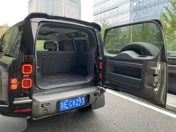 Land Rover Defender 2022 Model 110 P400 X-Dynamic HSE – фото 26