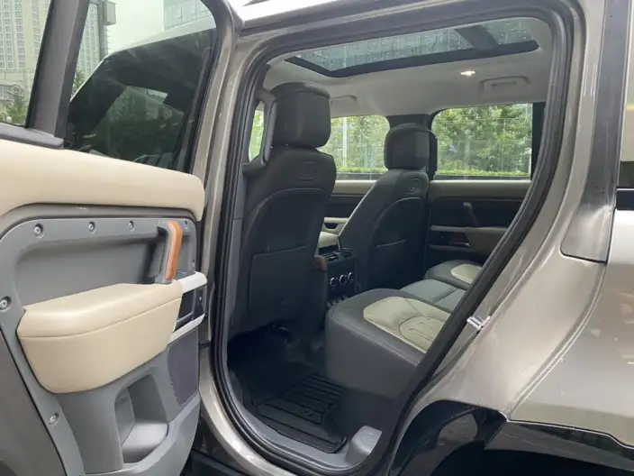 Land Rover Defender 2022 Model 110 P400 X-Dynamic HSE – фото 27