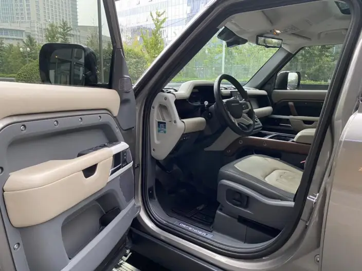 Land Rover Defender 2022 Model 110 P400 X-Dynamic HSE – фото 30