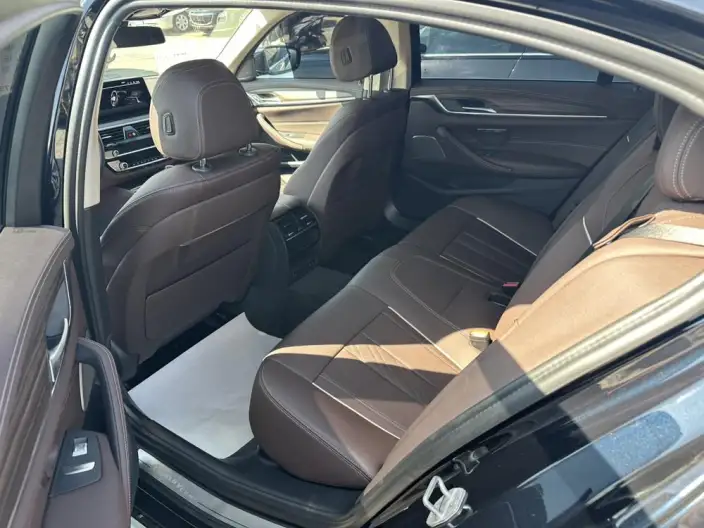 BMW 5 Series 2023 Model 530Li Leading Model Luxury Set – фото 9