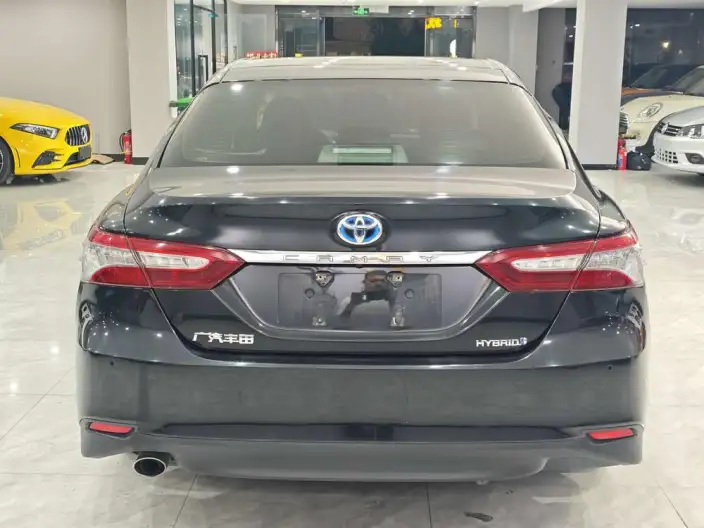 Toyota Camry 2021 Model Hybrid 2.5HG Deluxe Edition – фото 4