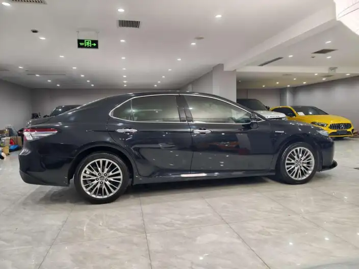 Toyota Camry 2021 Model Hybrid 2.5HG Deluxe Edition – фото 6