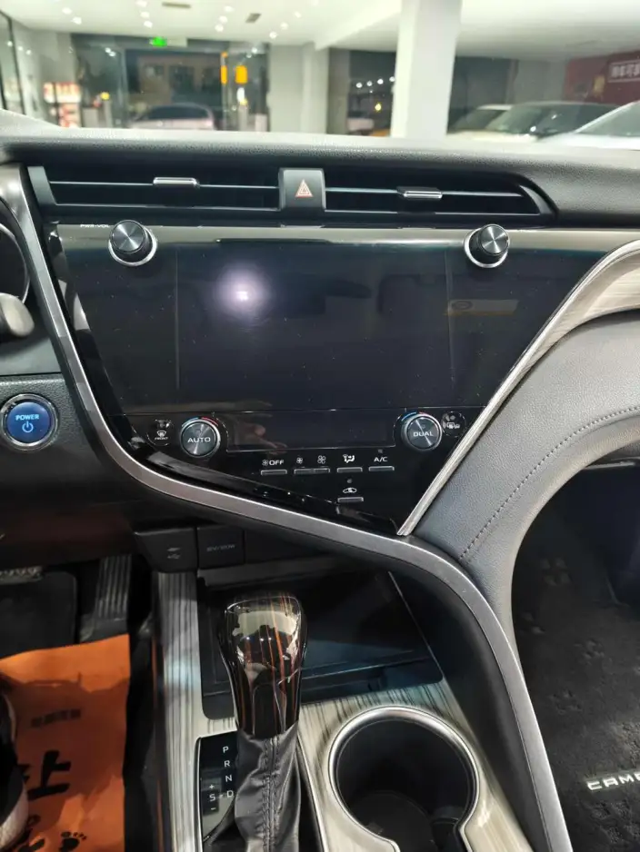 Toyota Camry 2021 Model Hybrid 2.5HG Deluxe Edition – фото 7