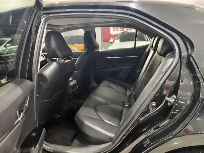 Toyota Camry 2021 Model Hybrid 2.5HG Deluxe Edition – фото 17