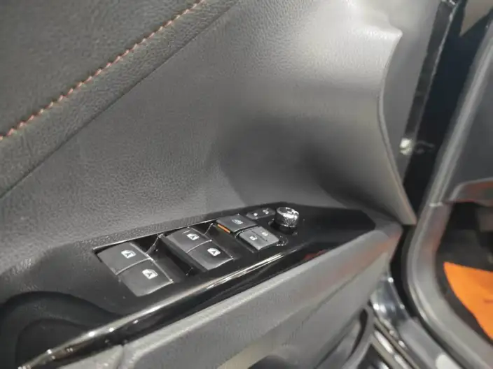 Toyota Camry 2021 Model Hybrid 2.5HG Deluxe Edition – фото 19