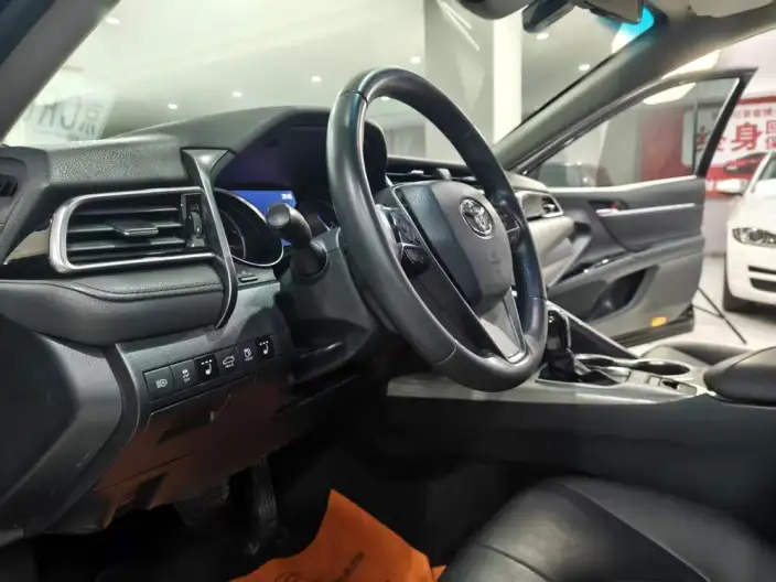 Toyota Camry 2021 Model Hybrid 2.5HG Deluxe Edition – фото 21