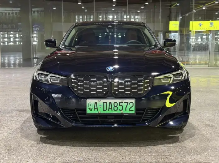 BMW i3 2023 Model eDrive35L – фото 2