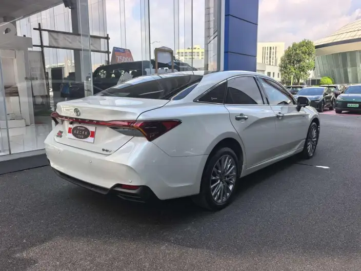 Toyota Avalon 2024 Model Intelligent Hybrid 2.0L E-CVT Deluxe Edition – фото 19