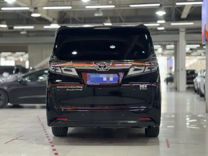 Vellfire 2021 Model Toyota Crown Hybrid 2.5L HV Premium Edition – фото 6