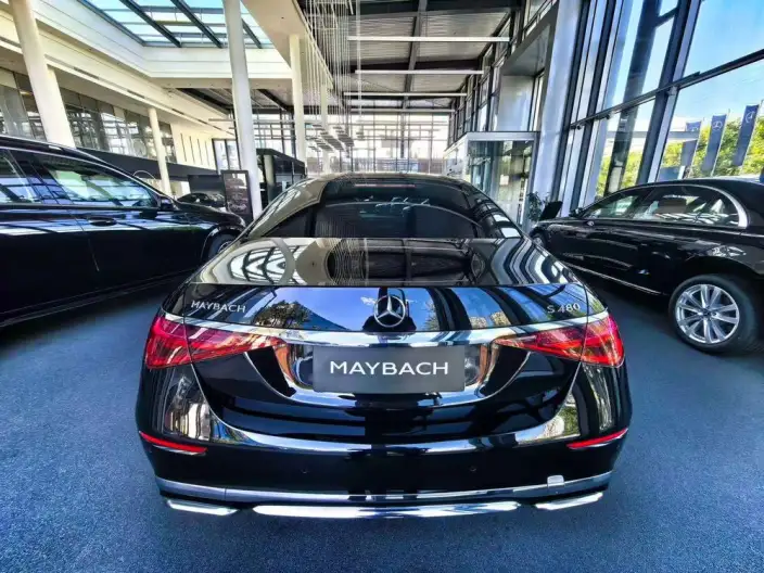 Mercedes-Maybach S-Class 2024 Model S 480 4MATIC – фото 3