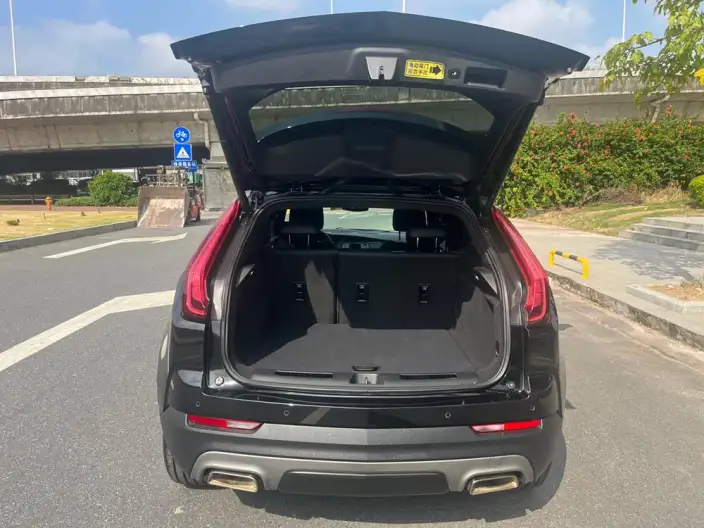 Cadillac XT4 2020 Model Facelift 28T 2WD Leading Model – фото 23