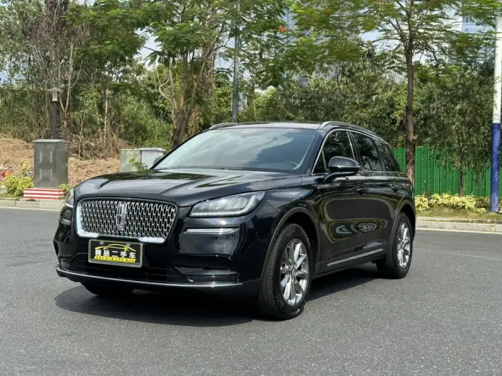 Lincoln Corsair 2020 Model 2.0T 2WD Exclusive Edition – фото 1