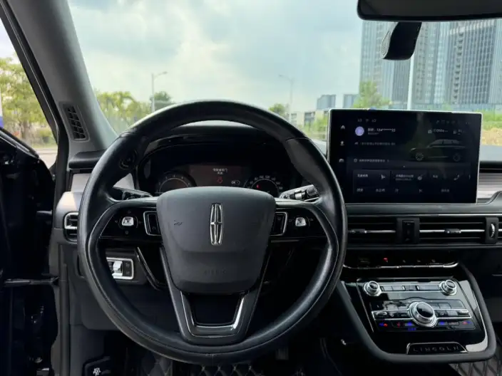 Lincoln Corsair 2020 Model 2.0T 2WD Exclusive Edition – фото 15