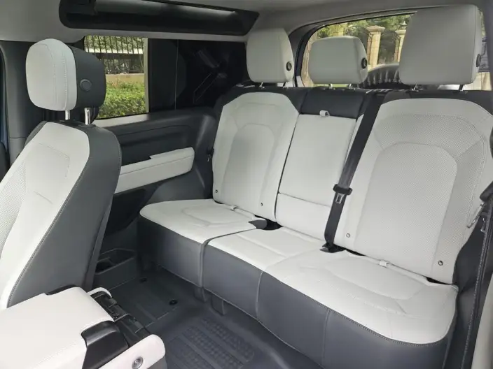Land Rover Defender 2025 Model 90 3.0T P400 X-Dynamic HSE – фото 20