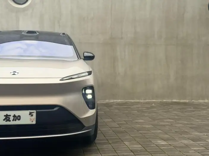 NIO ES8 2024 Model 75kWh – фото 11