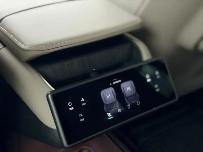 NIO ES8 2024 Model 75kWh – фото 30