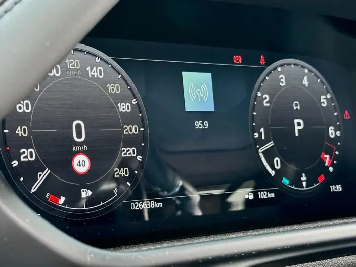 Land Rover Defender 2024 Model 110 3.0T P400 XS – фото 7