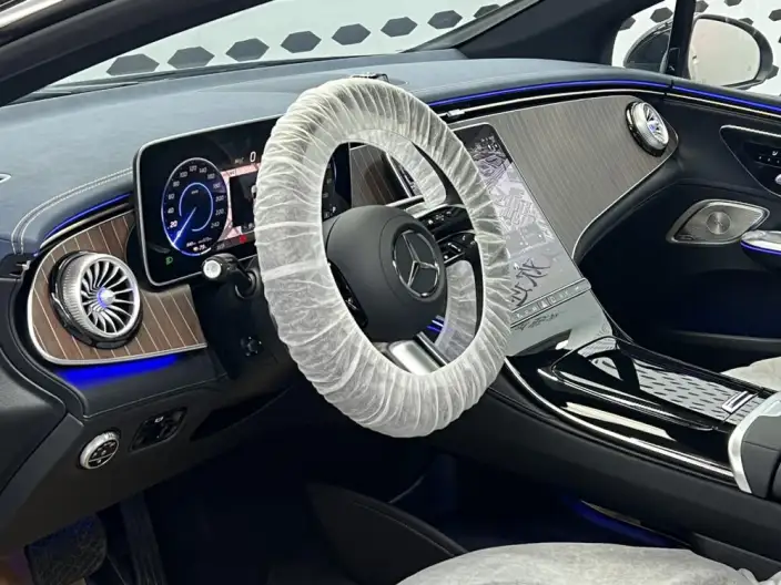 Mercedes-Benz EQE 2025 Model EQE 500 4MATIC Pioneer Edition – фото 8