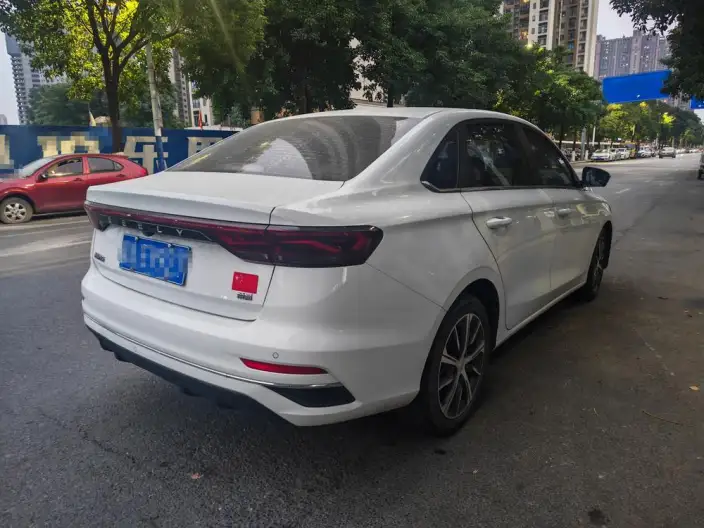 Geely Emgrand 2022 Model No. 4 Gen 1.5L CVT Flagship Model – фото 4