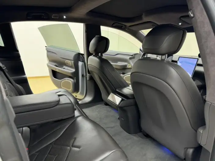 NIO ET7 2021 Model 100kWh First Edition Edition – фото 21