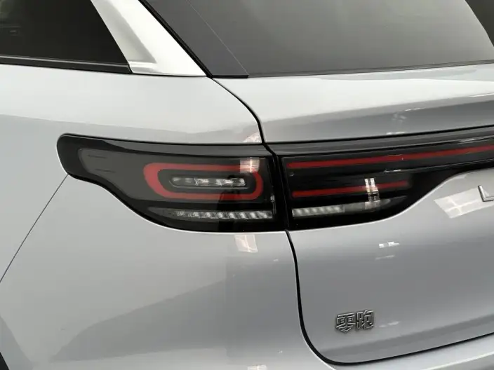 Leapmotor C11 2024 Model EV Edition 580 Exclusive Edition – фото 13