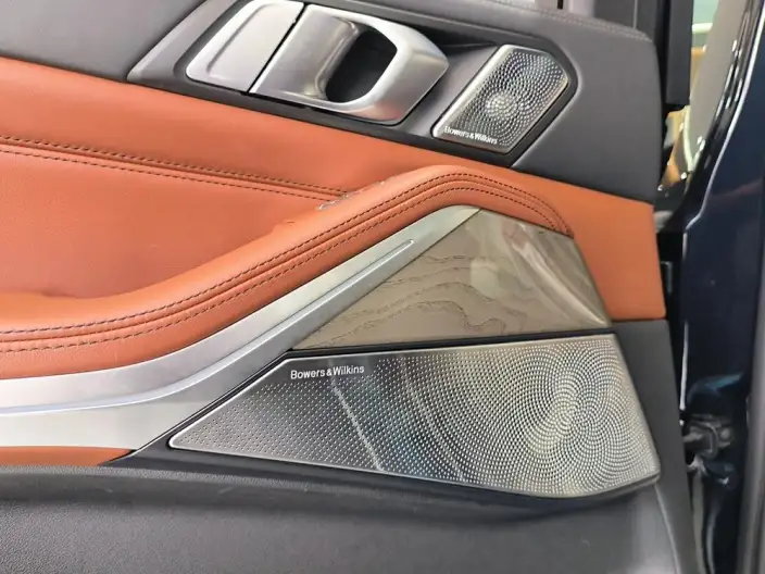 BMW X7 2020 Model xDrive M50i – фото 6