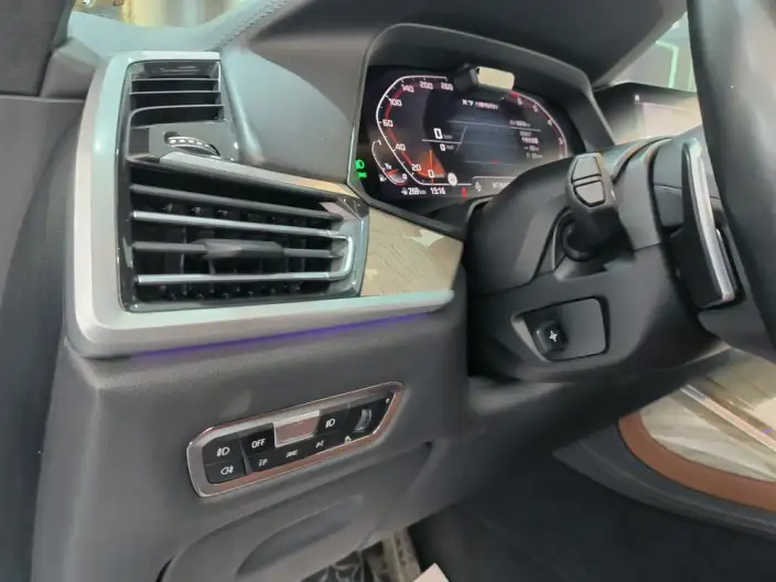 BMW X7 2020 Model xDrive M50i – фото 18