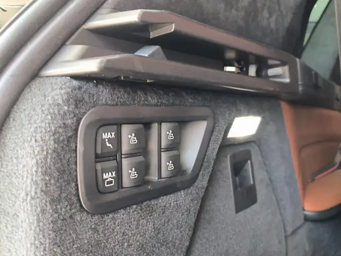 BMW X7 2020 Model xDrive M50i – фото 21