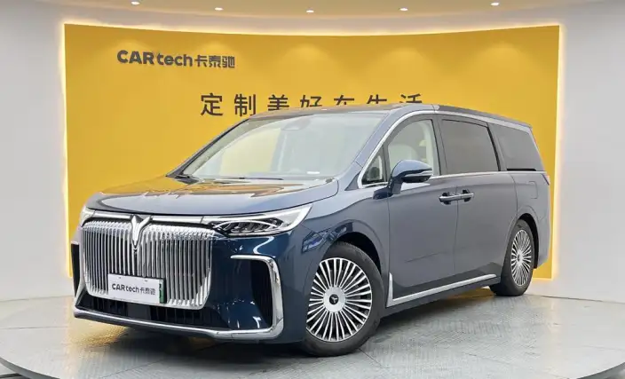VOYAH Dreamer PHEV 2024 Model Ultra-long Endurance Superior Edition – фото 1