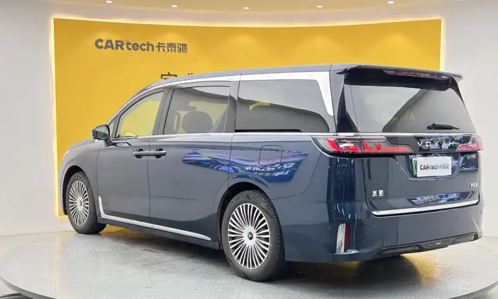 VOYAH Dreamer PHEV 2024 Model Ultra-long Endurance Superior Edition – фото 5