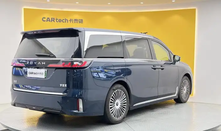VOYAH Dreamer PHEV 2024 Model Ultra-long Endurance Superior Edition – фото 7