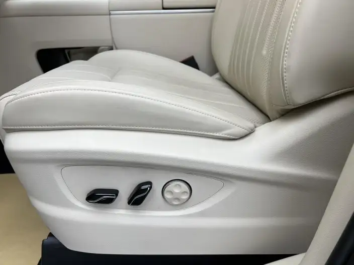 VOYAH Dreamer PHEV 2024 Model Ultra-long Endurance Superior Edition – фото 12