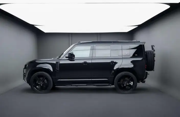 Land Rover Defender 2024 Model 110 3.0T P400 X-Dynamic HSE – фото 3