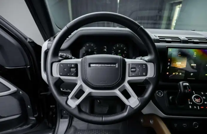 Land Rover Defender 2024 Model 110 3.0T P400 X-Dynamic HSE – фото 14