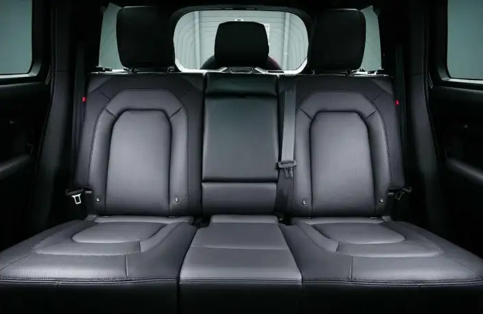 Land Rover Defender 2024 Model 110 3.0T P400 X-Dynamic HSE – фото 21