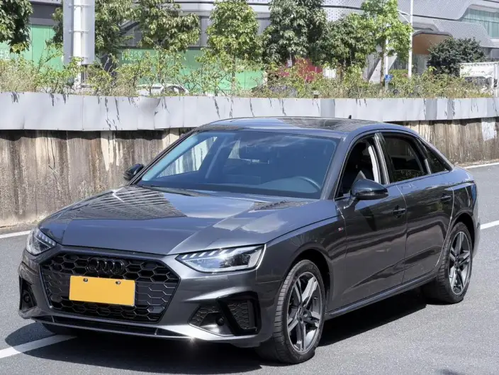 Audi A4 L 2023 Model 40 TFSI Luxury Dynamic Model – фото 1
