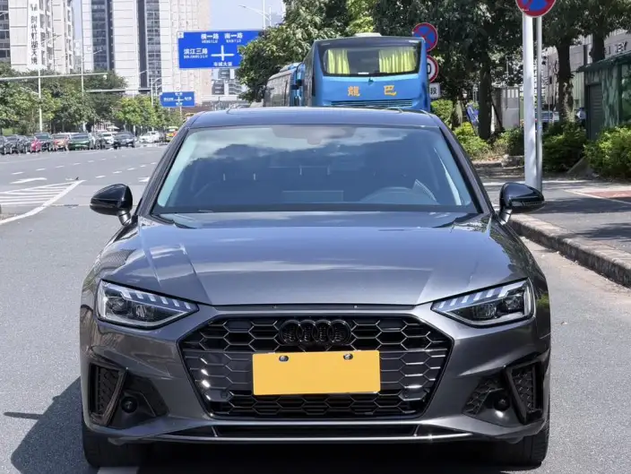 Audi A4 L 2023 Model 40 TFSI Luxury Dynamic Model – фото 2