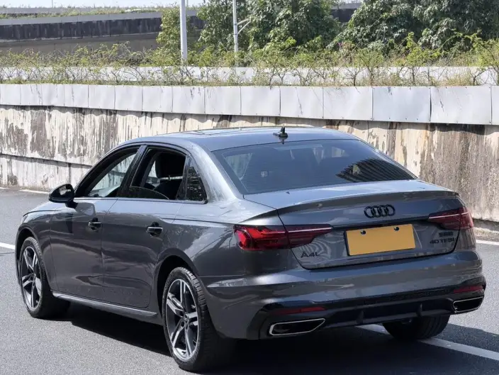 Audi A4 L 2023 Model 40 TFSI Luxury Dynamic Model – фото 5