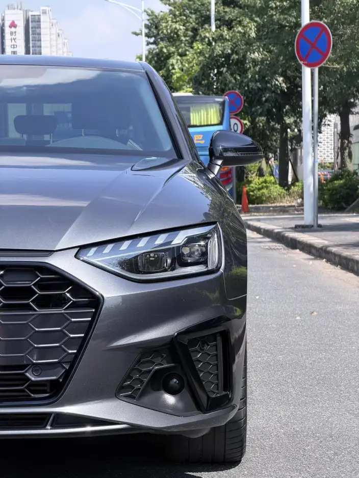 Audi A4 L 2023 Model 40 TFSI Luxury Dynamic Model – фото 10