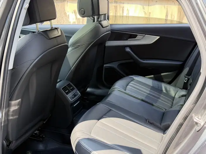 Audi A4 L 2023 Model 40 TFSI Luxury Dynamic Model – фото 24