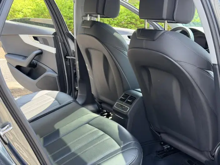 Audi A4 L 2023 Model 40 TFSI Luxury Dynamic Model – фото 25