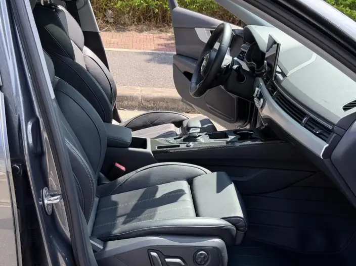 Audi A4 L 2023 Model 40 TFSI Luxury Dynamic Model – фото 28