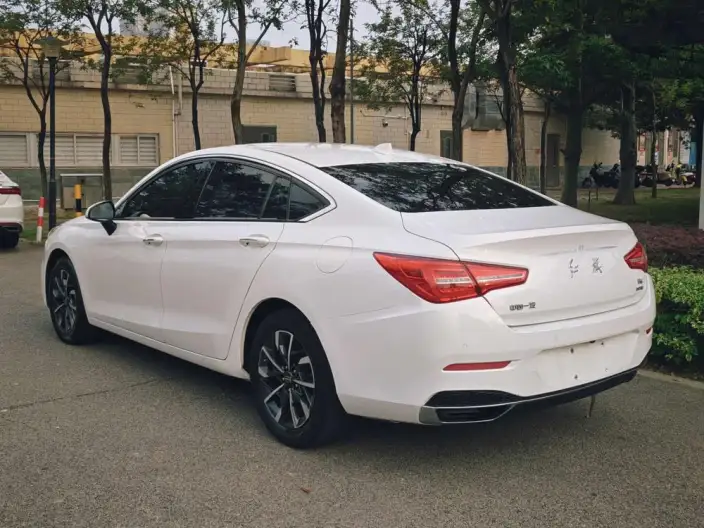 Hongqi H5 Classic 2022 Model 1.8T Automatic Smart Flag Enjoy Edition – фото 5