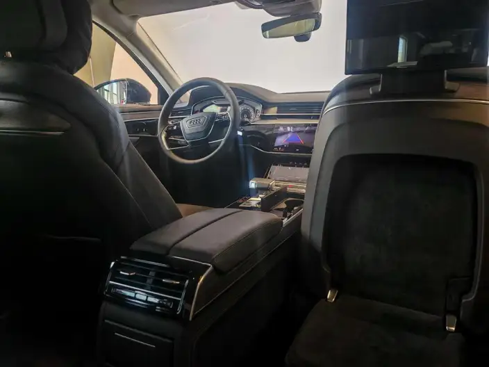 Audi A8 2024 Model A8L 55 TFSI quattro Flagship Model – фото 31