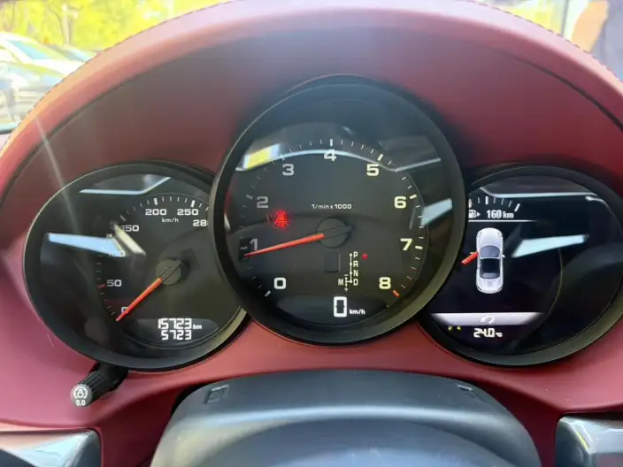 Porsche 718 2023 Model Boxster 2.0T – фото 11