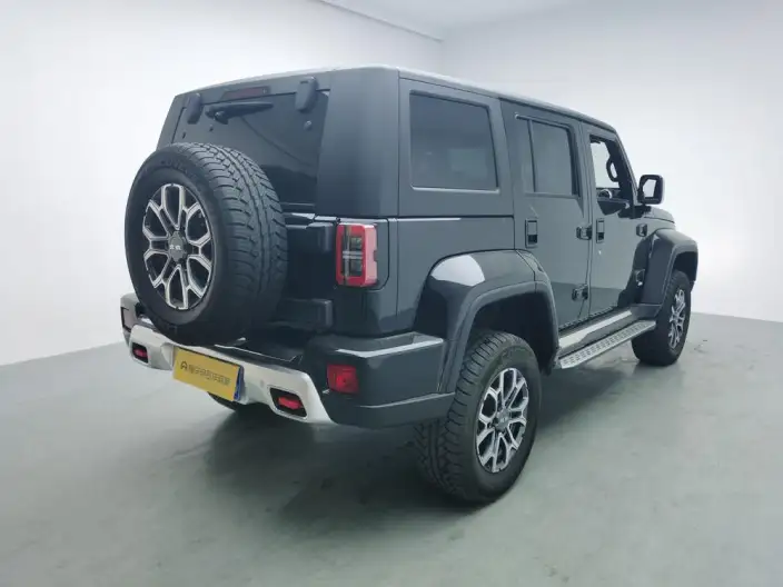 BAIC BJ40 2023 Model 2.0T Automatic 4WD City Hunter Edition Warrior Model – фото 7