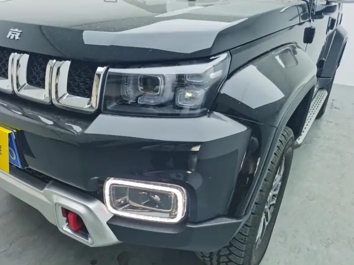 BAIC BJ40 2023 Model 2.0T Automatic 4WD City Hunter Edition Warrior Model – фото 19