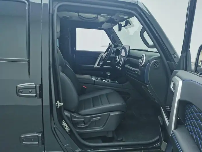 BAIC BJ40 2023 Model 2.0T Automatic 4WD City Hunter Edition Warrior Model – фото 26