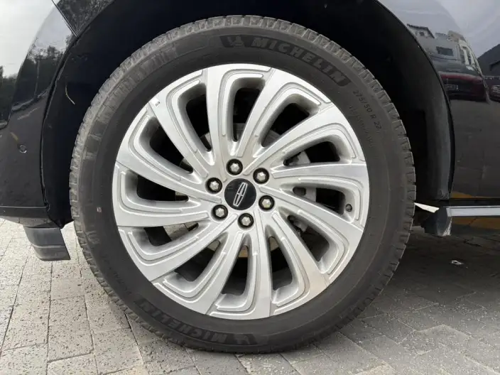 Lincoln Navigator 2025 Model 3.5T President Edition – фото 7